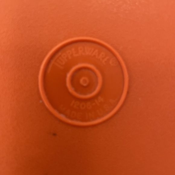 Lot of 2 Vintage‎ Tupperware #1207-44 Orange Seal N Serve Plate N' Bowl Combo - Picture 8 of 9